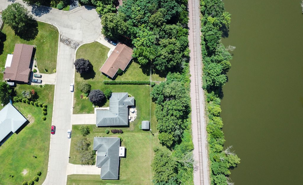 1906 Oak Leaf Drive Rockford Illionis Drone Railroad River