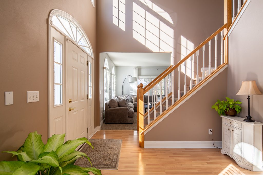 7414 Briarcliff Road Roscoe Illinois Entryway