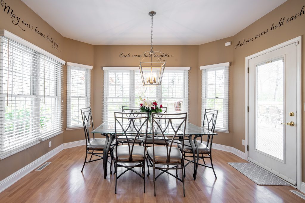 7414 Briarcliff Road Roscoe Illinois Dining Room